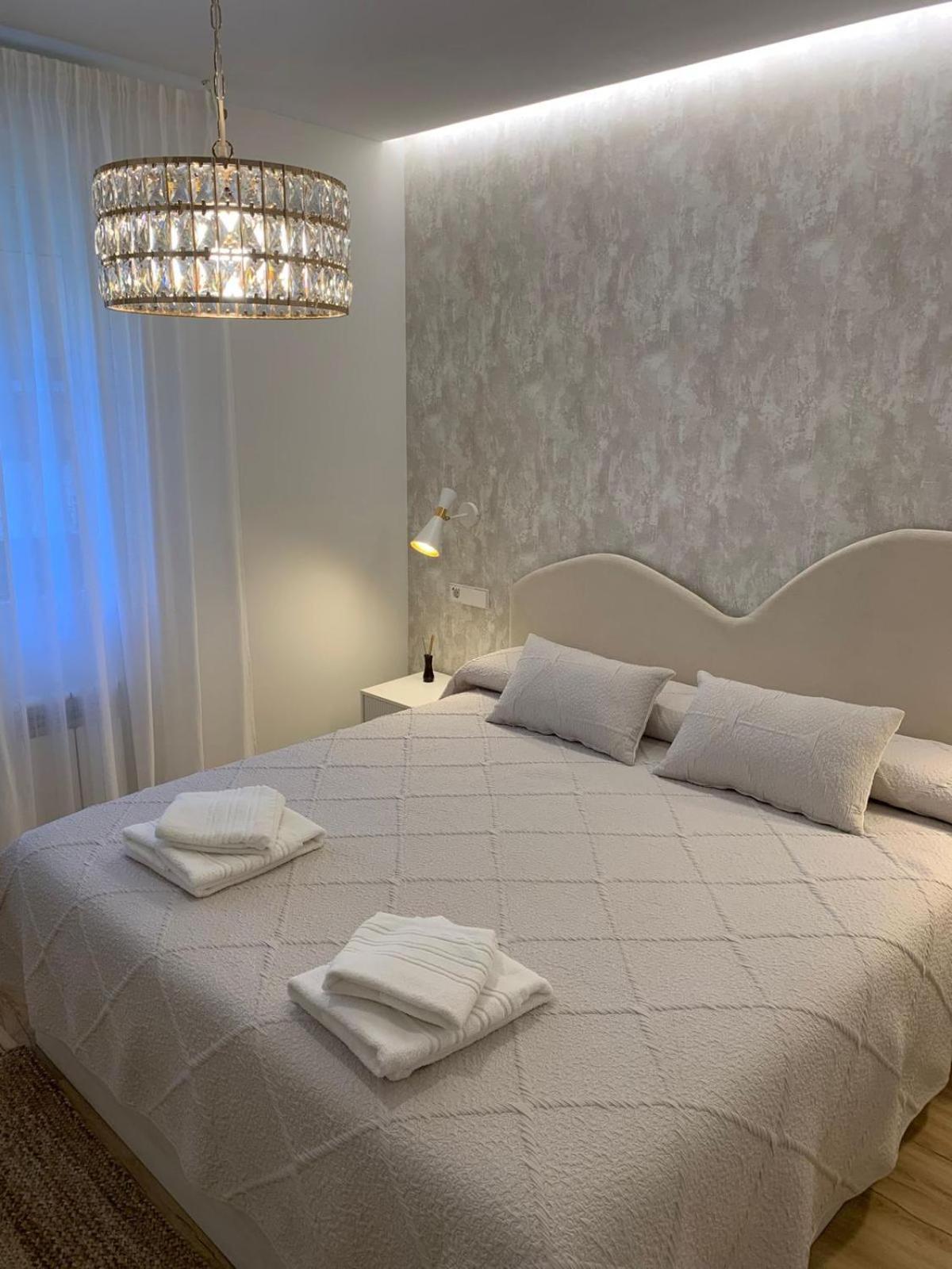 El Sueno De Luca, Parking Gratuito Centro Apartment โลโกรโญ ภายนอก รูปภาพ